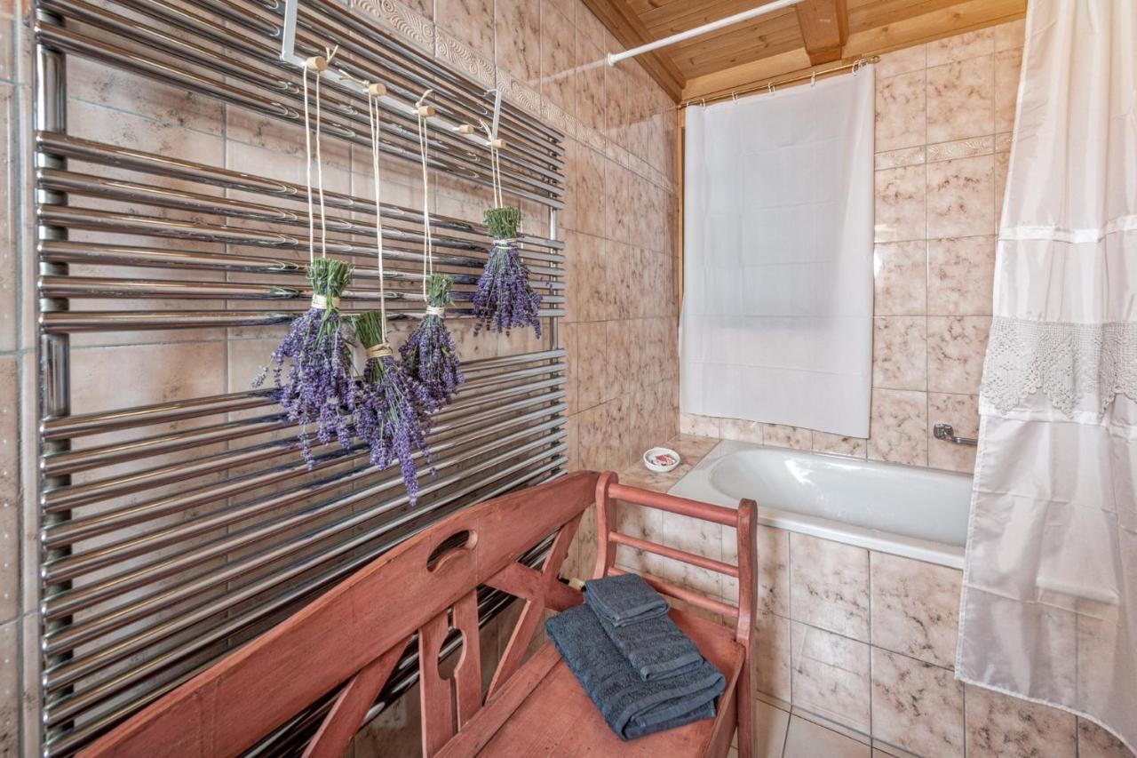 Bnb Deheimelig Huttwil Экстерьер фото